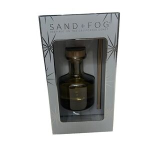 Sand + Fog Musk & Vanilla Reed Diffuser 25.36 oz 750 ml Large Glass Bottle NEW